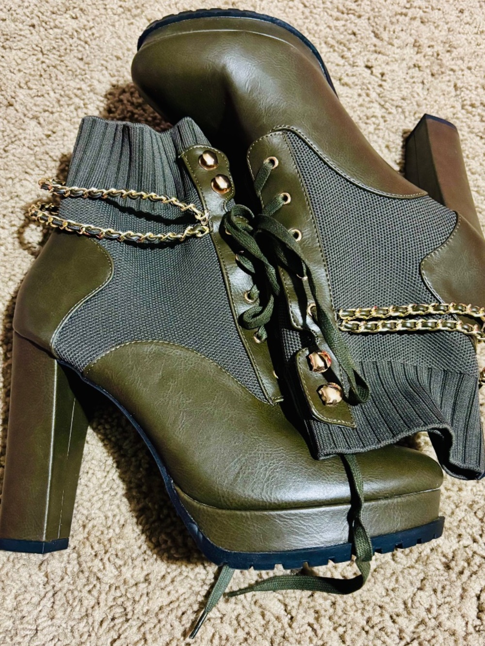 Heeled booties - Picture 2 of 2